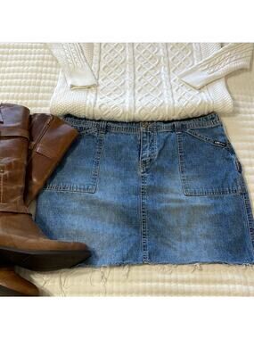 Union Bay Distressed Mini Carpenter Jean Skirt Size 13